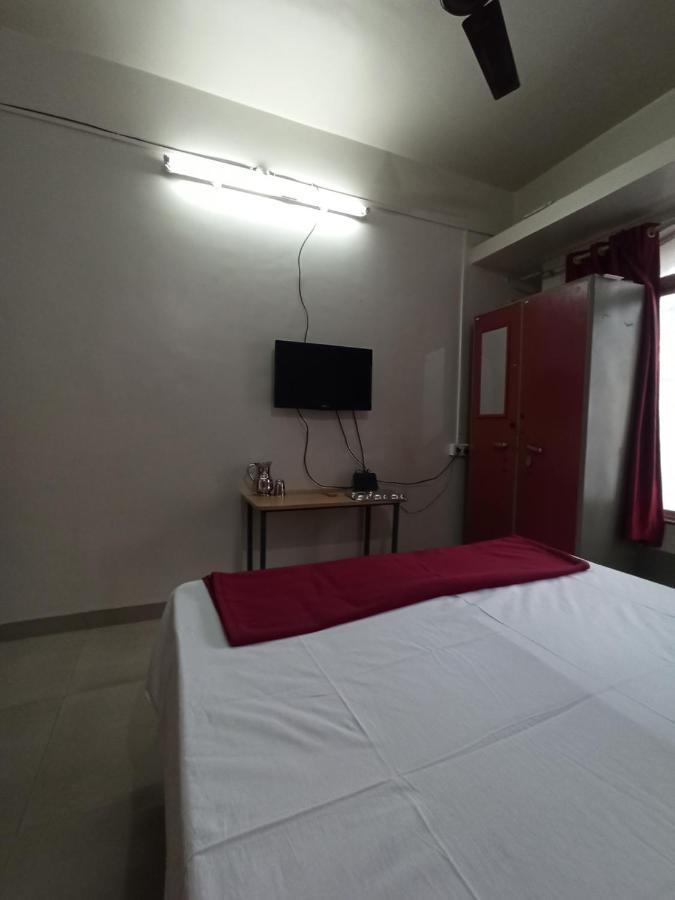 Malwade Motels Pune Esterno foto